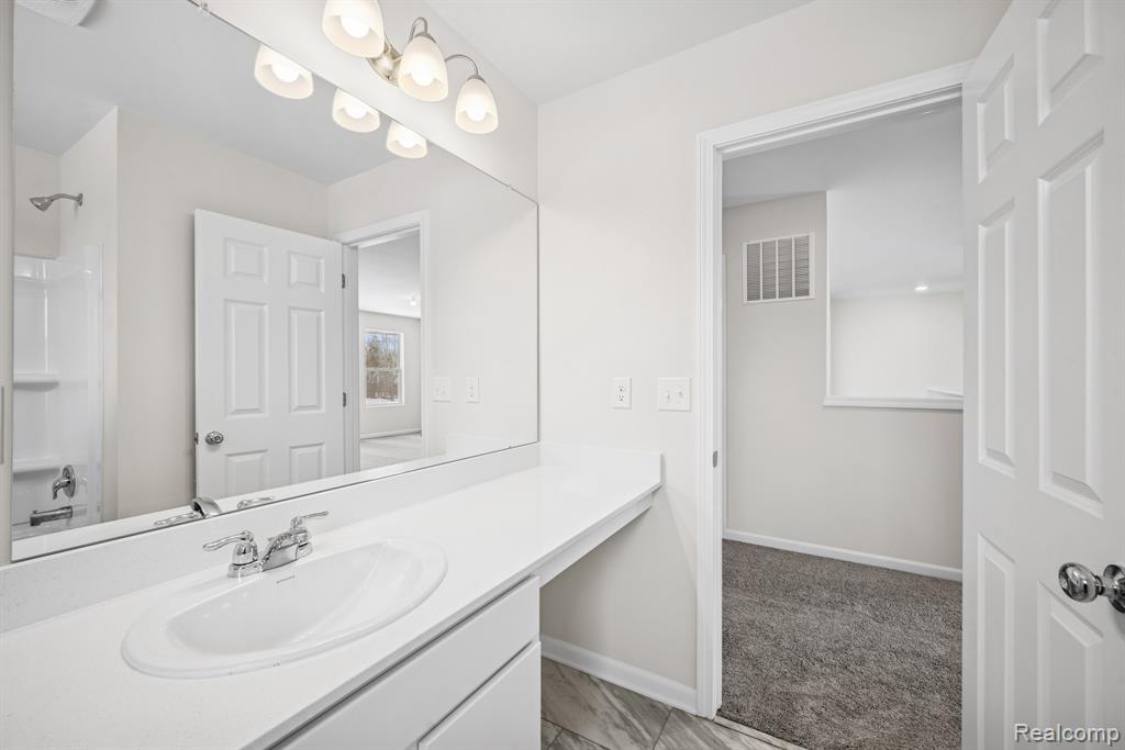 4233 Cedar Lane, Grand Blanc, MI 48439 — Photo 25