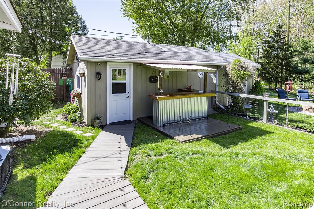 4234 Atkins Road, Port Huron, MI 48060 — Photo 27