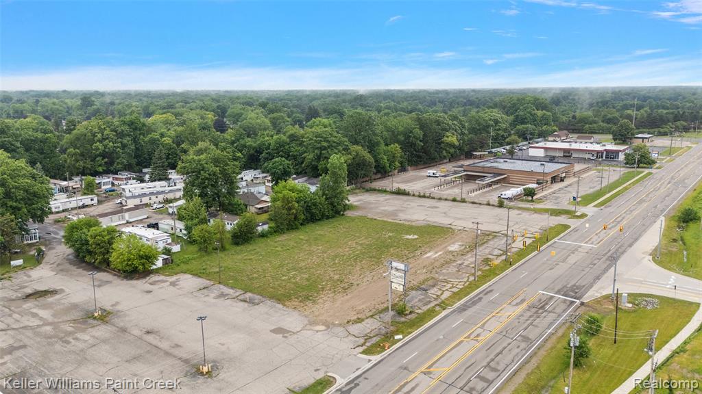 4403 Davison Road, Burton, MI 48509 — Photo 18