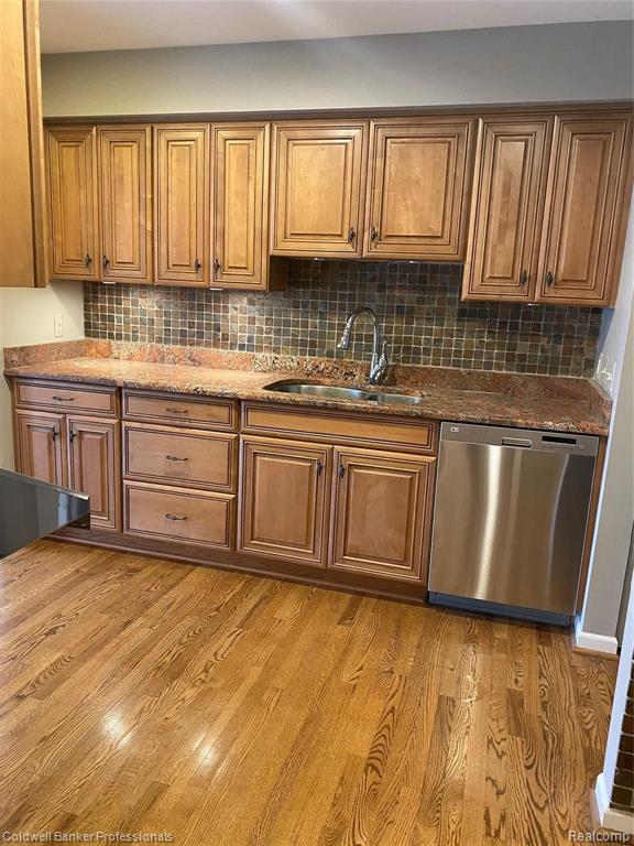4043 W Maple Road, Bloomfield Hills, MI — Photo 9