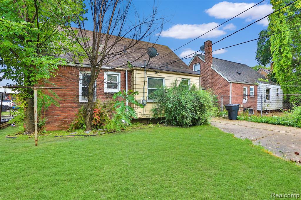 2500 S Beatrice Street, Detroit, MI 48217 — Photo 8