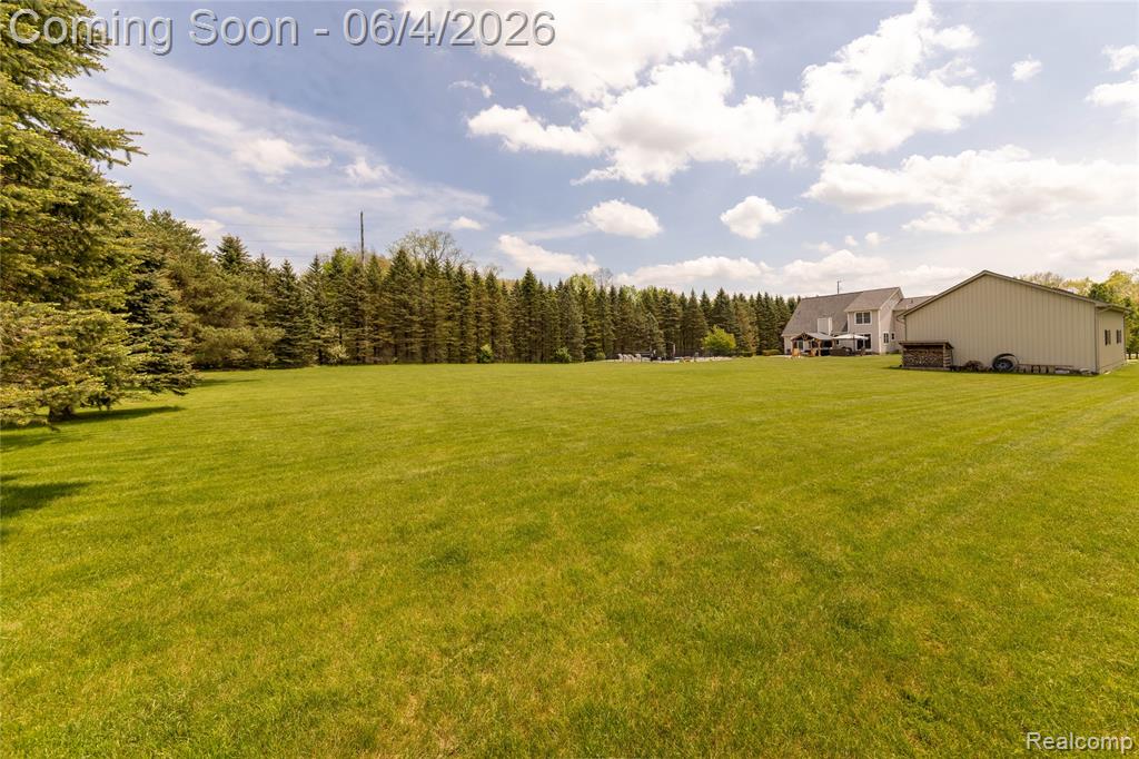 12621 Golden Oaks Drive, Milford, MI 48380 — Photo 35