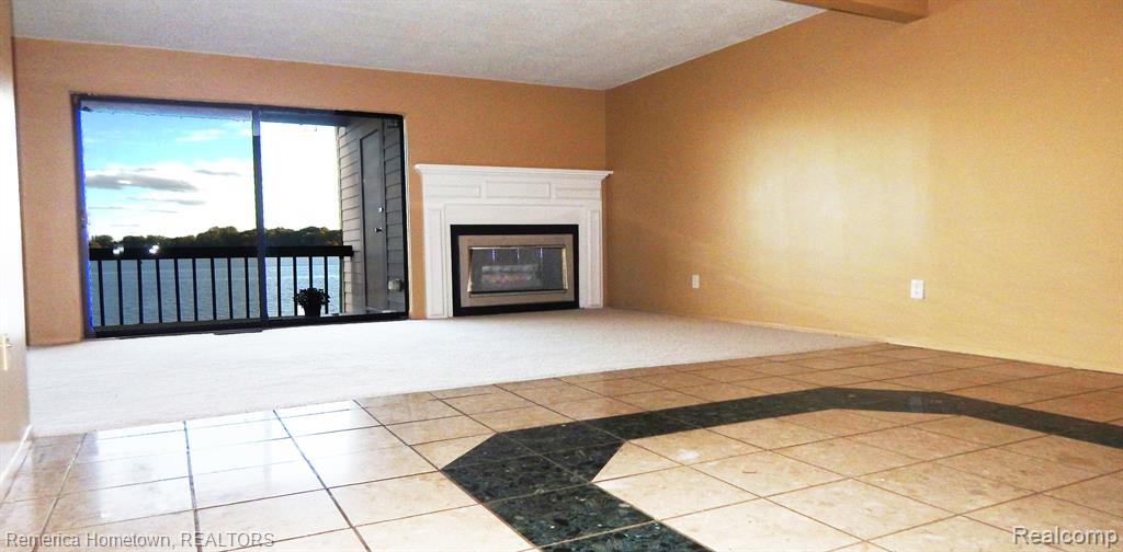 812 cliffs Drive, Ypsilanti, MI 48198 — Photo 3