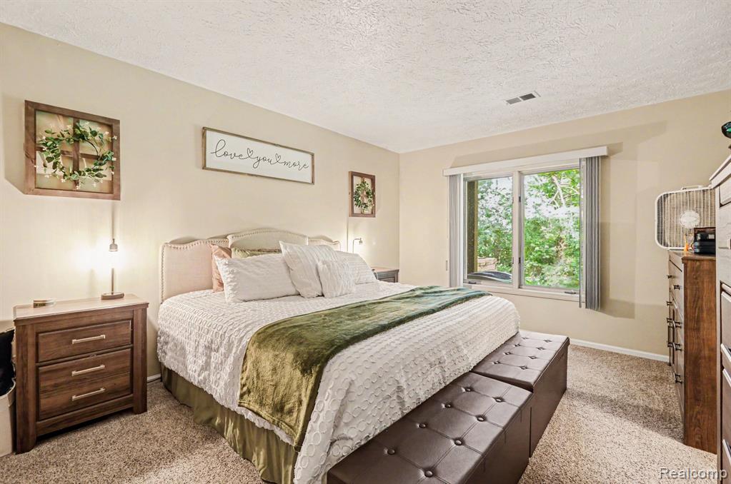 6638 Ridgeview Drive, Clarkston, MI — Photo 20