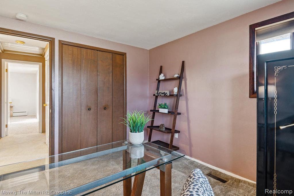 47853 N SHORE Drive, Van Buren, MI 48111 — Photo 21