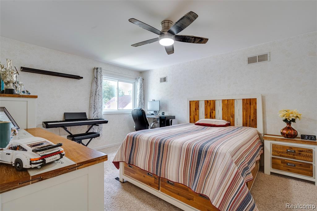 43730 Algonquin Drive, Novi, MI — Photo 39