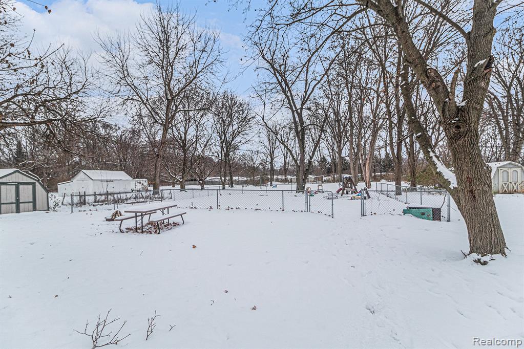 6191 Rawsonville Road, Van Buren, MI 48111 — Photo 24