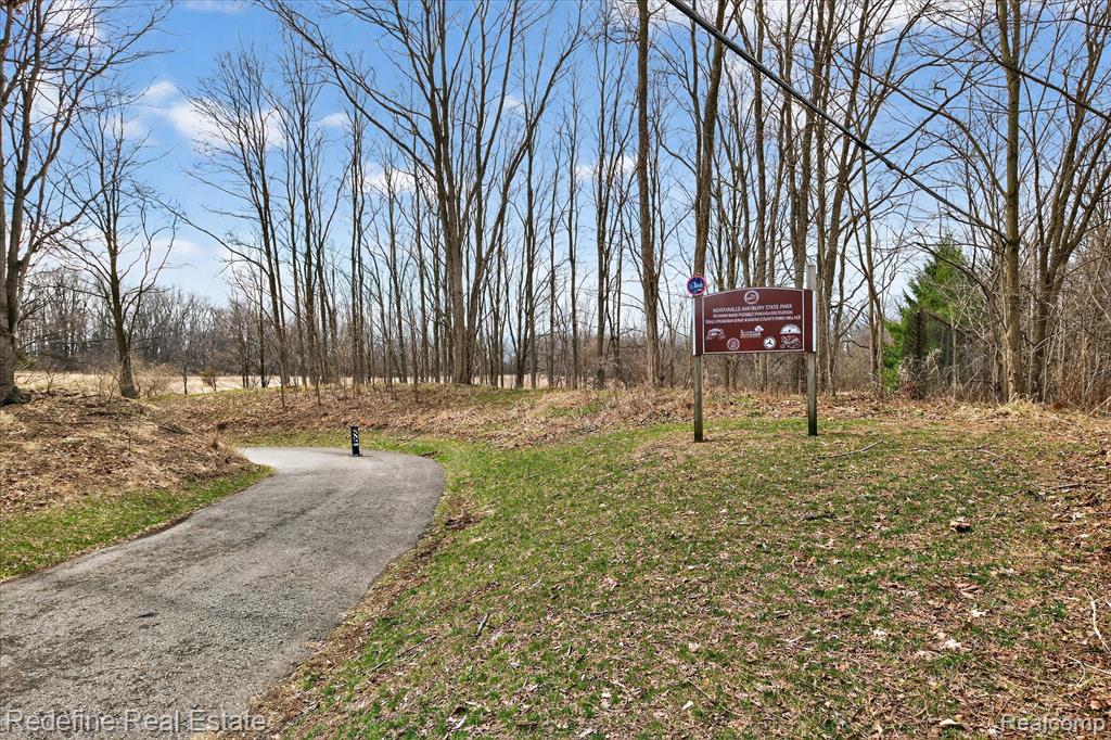 47025 S Chigwidden Drive, Northville, MI 48167 — Photo 57
