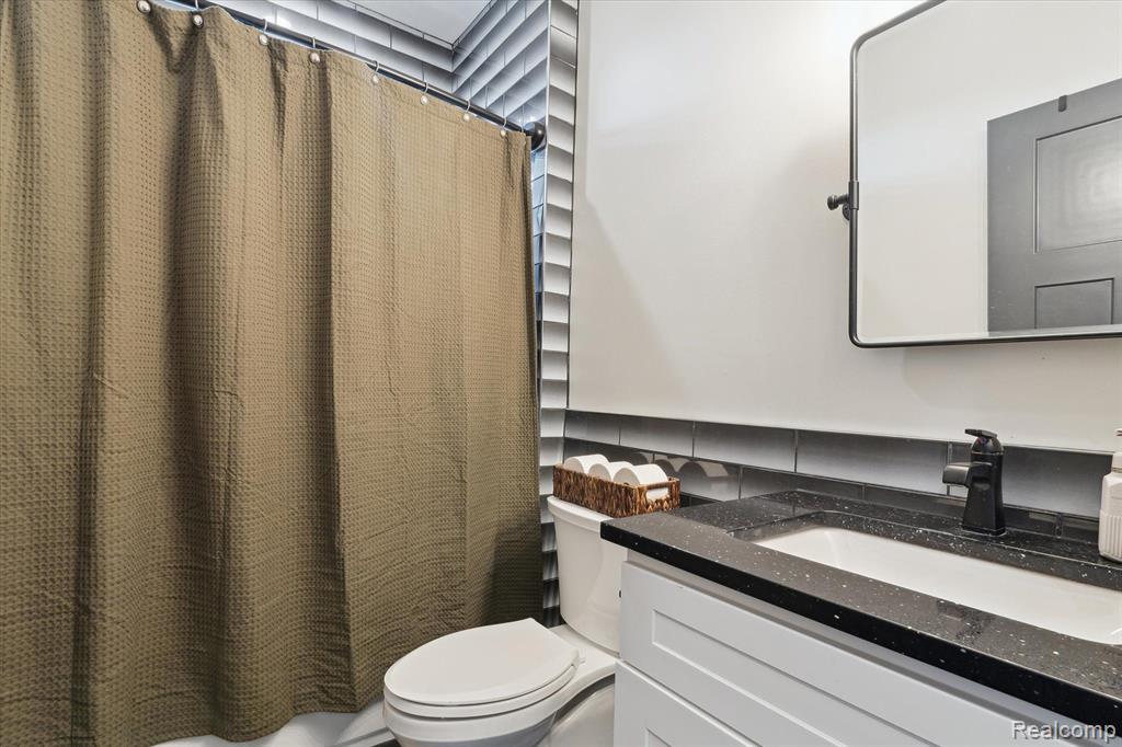 5173 June Drive, Almont, MI 48003 — Photo 19