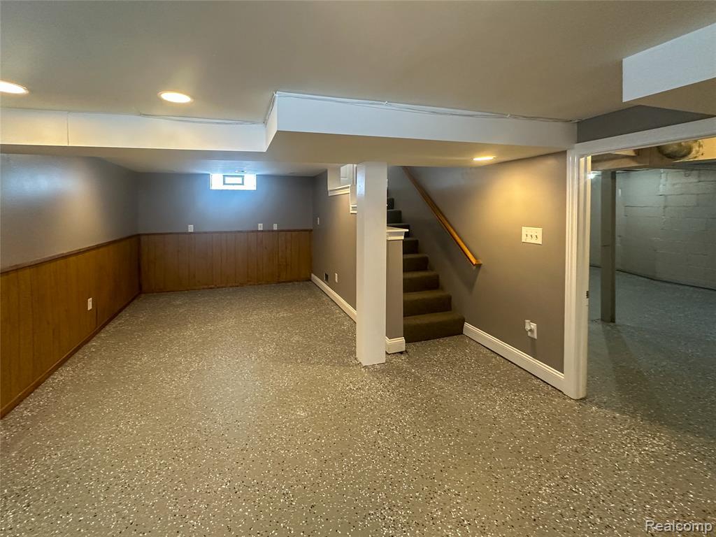 595 E Tennyson Avenue, Pontiac, MI 48340 — Photo 9