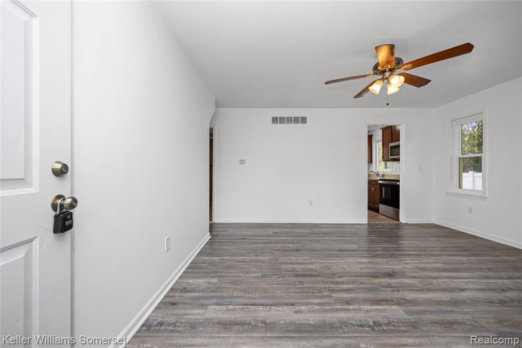 90 Tacoma Drive, Troy, MI 48084 — Photo 6