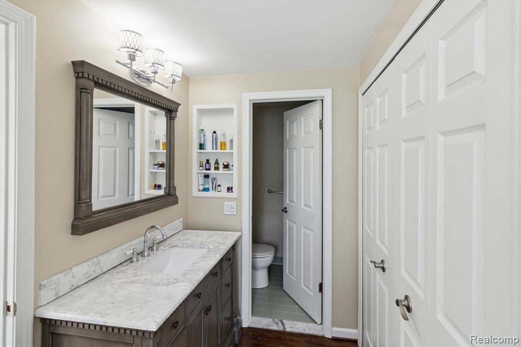 42437 STEEPLEVIEW Street, Northville, MI 48168 — Photo 23