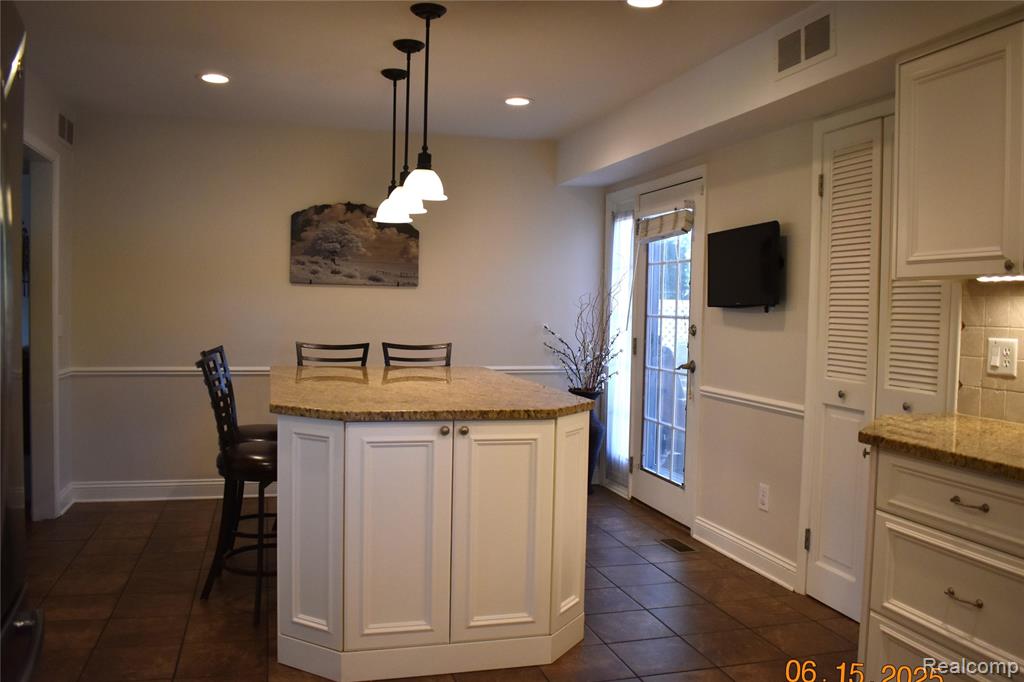 6560 Perham Drive, West Bloomfield, MI — Photo 31