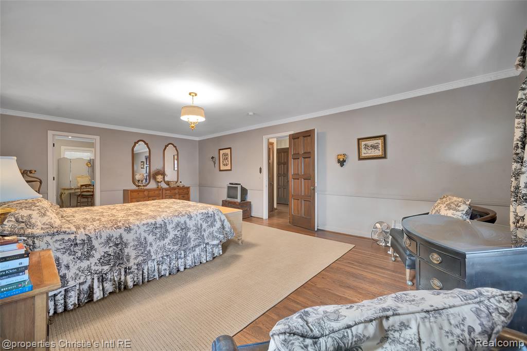 19635 Shrewsbury Road, Detroit, MI 48221 — Photo 38