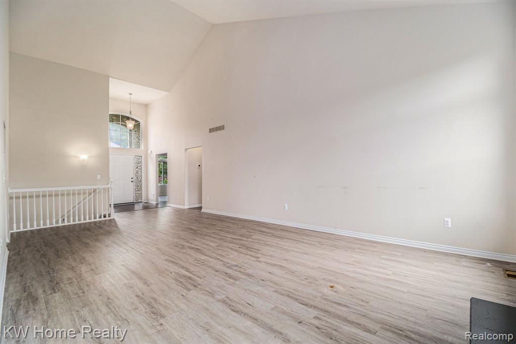 5193 Hawkseye Trace, Warren, MI 48092 — Photo 11