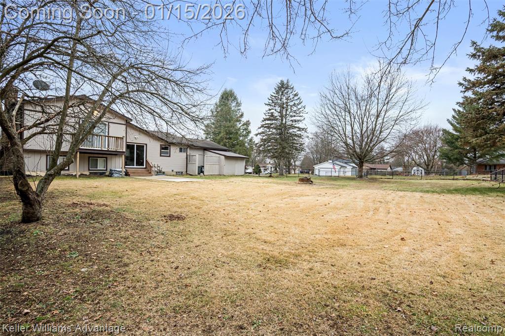 4101 Lake Knolls Drive, Oxford, MI 48371 — Photo 35