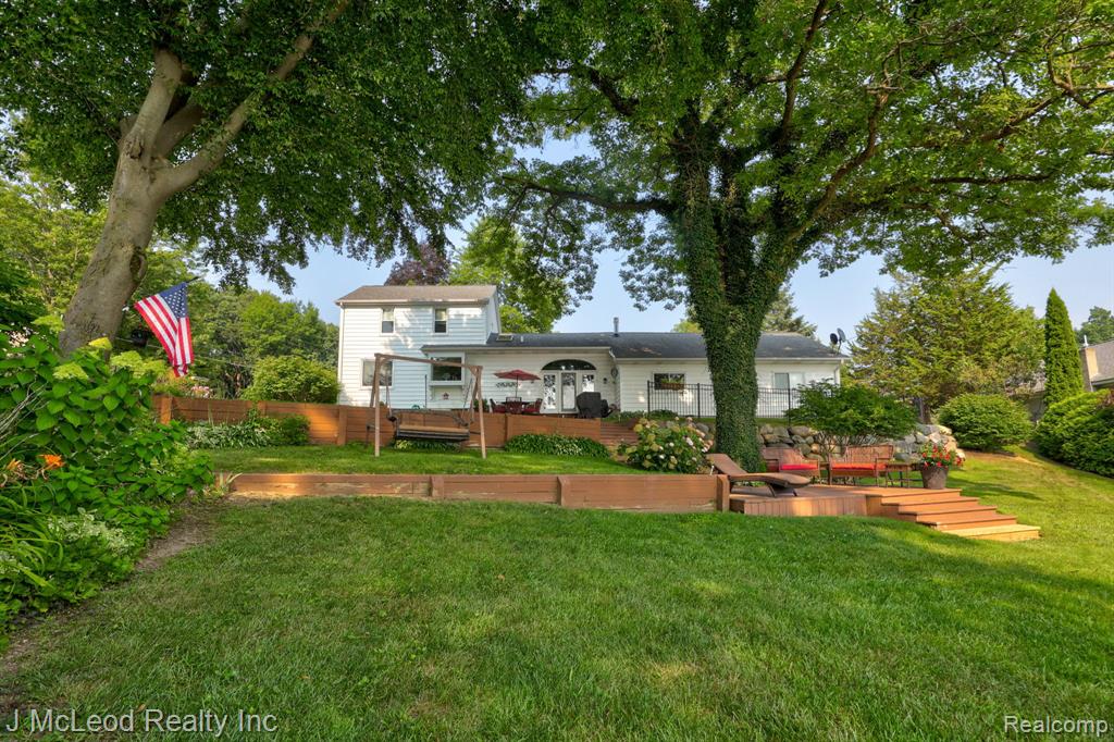 6287 San Vito Drive, Otter Lake, MI 48464 — Photo 49