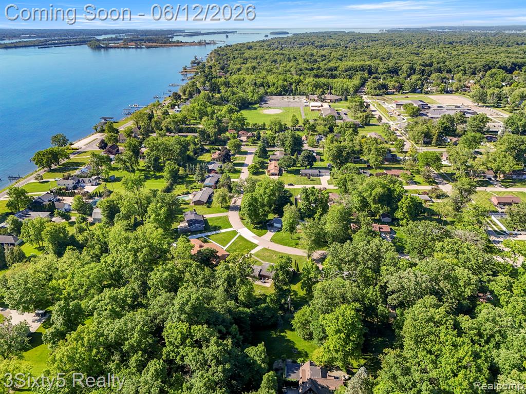 7714 Bournemouth Avenue, Grosse Ile, MI 48138 — Photo 56
