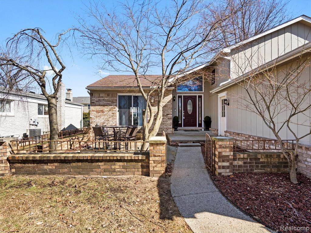 42268 SYCAMORE Drive, Sterling Heights, MI 48313 — Photo 3