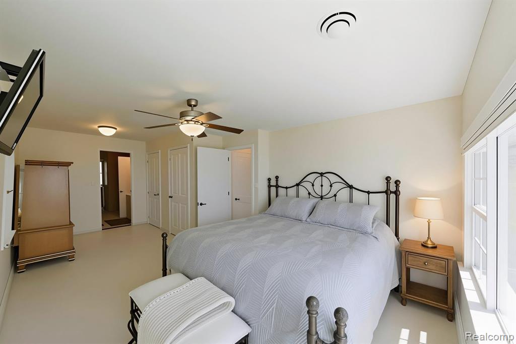 9619 Portage Lake Avenue, Pinckney, MI 48169 — Photo 15