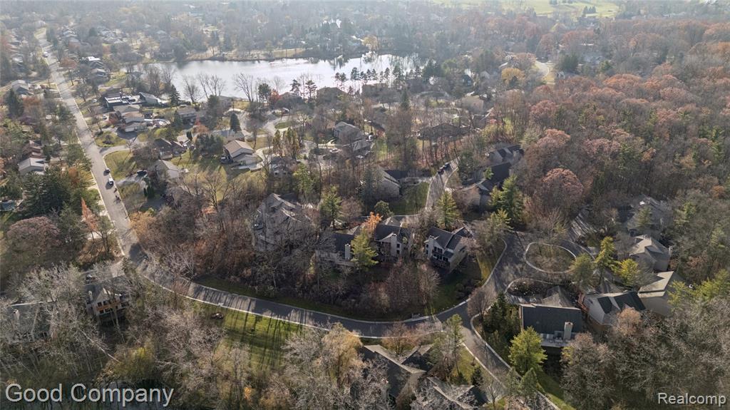 5104 Woodcliff Hill Road W, West Bloomfield, MI 48323 — Photo 77