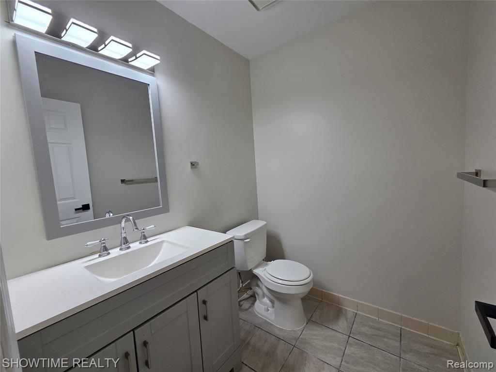43441 Cape Drive, Sterling Heights, MI 48313 — Photo 12