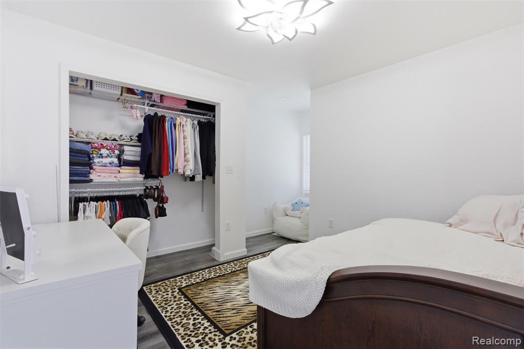 11293 Delano Street, Romulus, MI 48174 — Photo 17