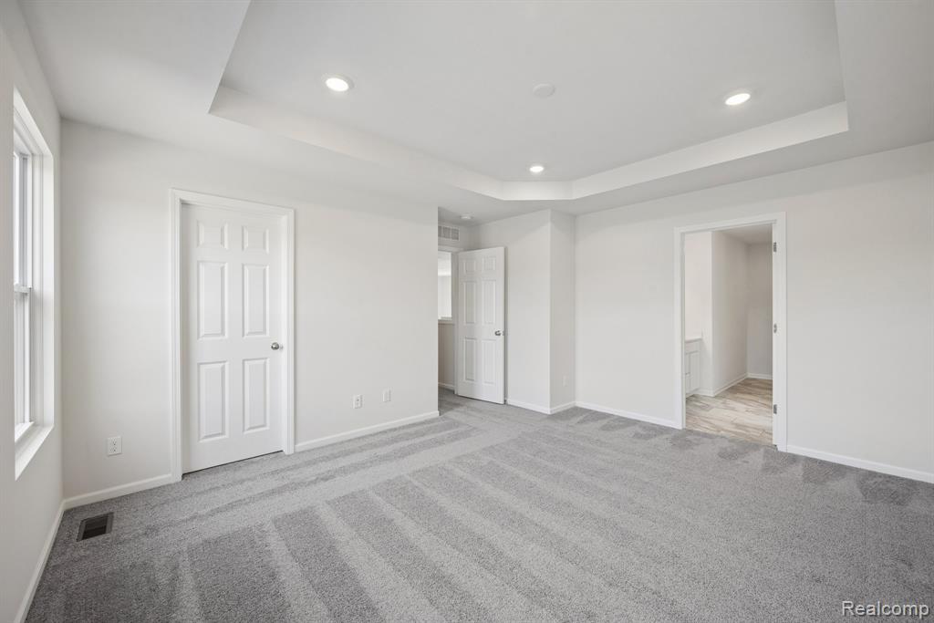391 Edge Brook Drive W, Holly, MI 48442 — Photo 26