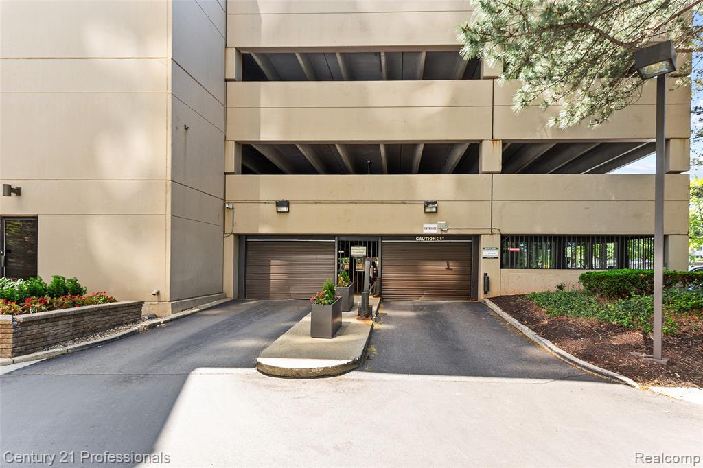 5000 Town Center #1605, Southfield, MI 48075 — Photo 42
