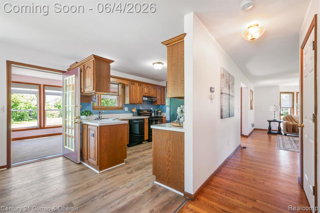 53375 Martha Lane, Northville, MI 48167 — Photo 13