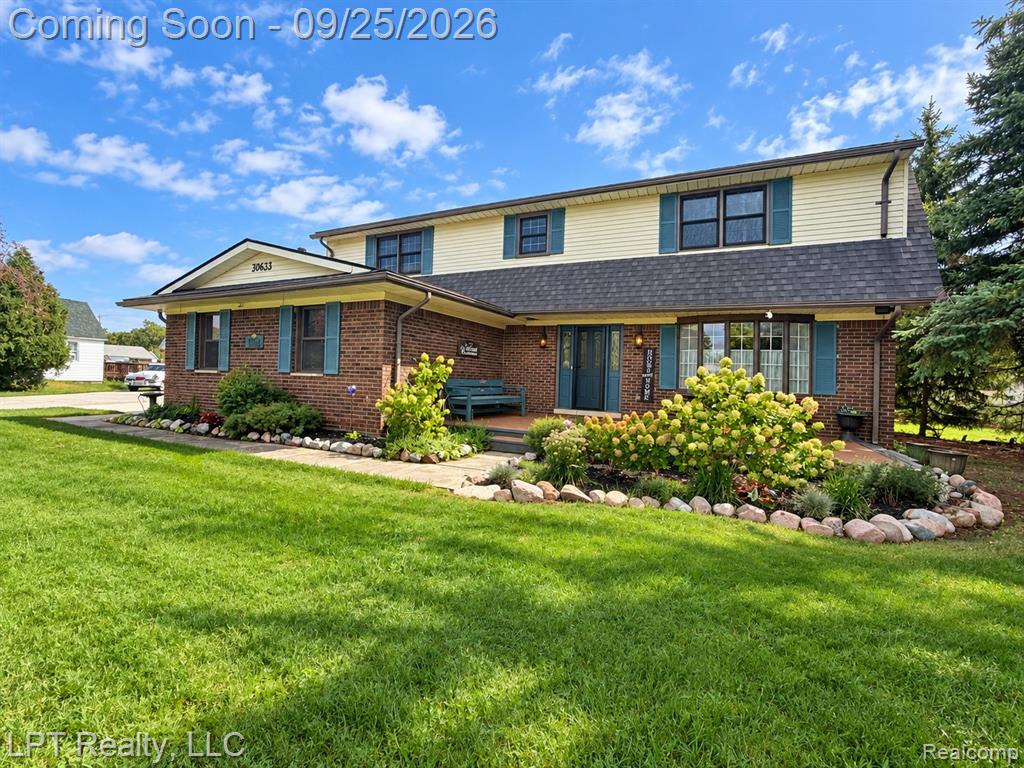 Property photo for 30633 Fort Road, Brownstown, MI