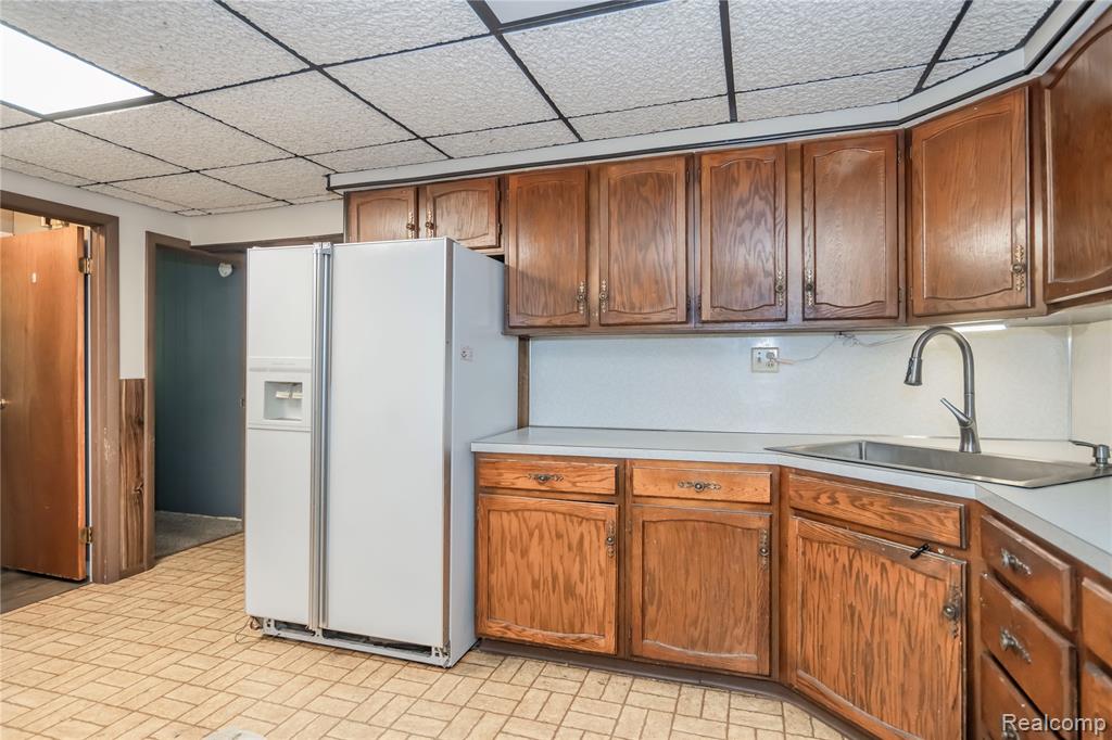 4169 N Belsay Road, Flint, MI 48506 — Photo 16