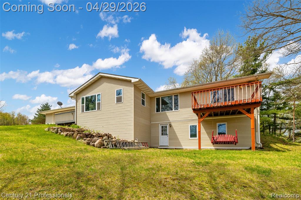 9200 Clyde Road, Fenton, MI 48430 — Photo 2