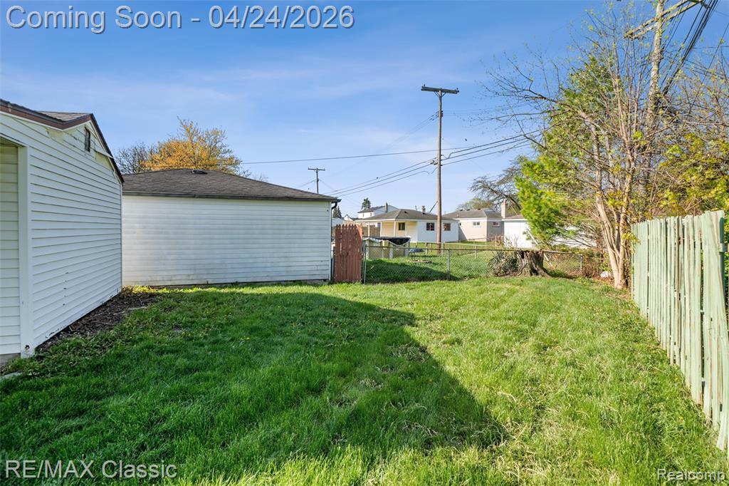 6647 Arcola Street, Garden City, MI — Photo 46