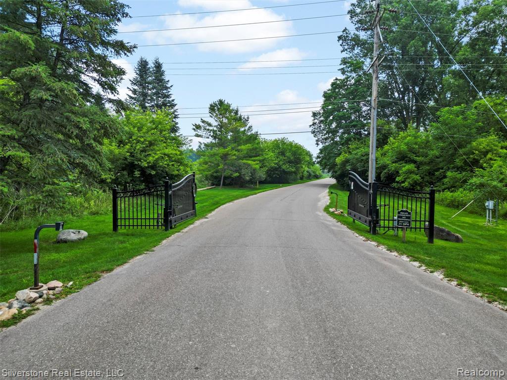 11572 Erins Way, Bruce, MI 48065 — Photo 24