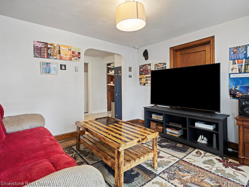 44720 DAVIS Drive, Utica, MI 48317 — Photo 29
