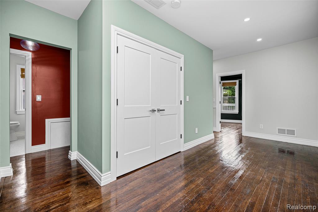 3498 Townsend Street, Detroit, MI 48214 — Photo 16