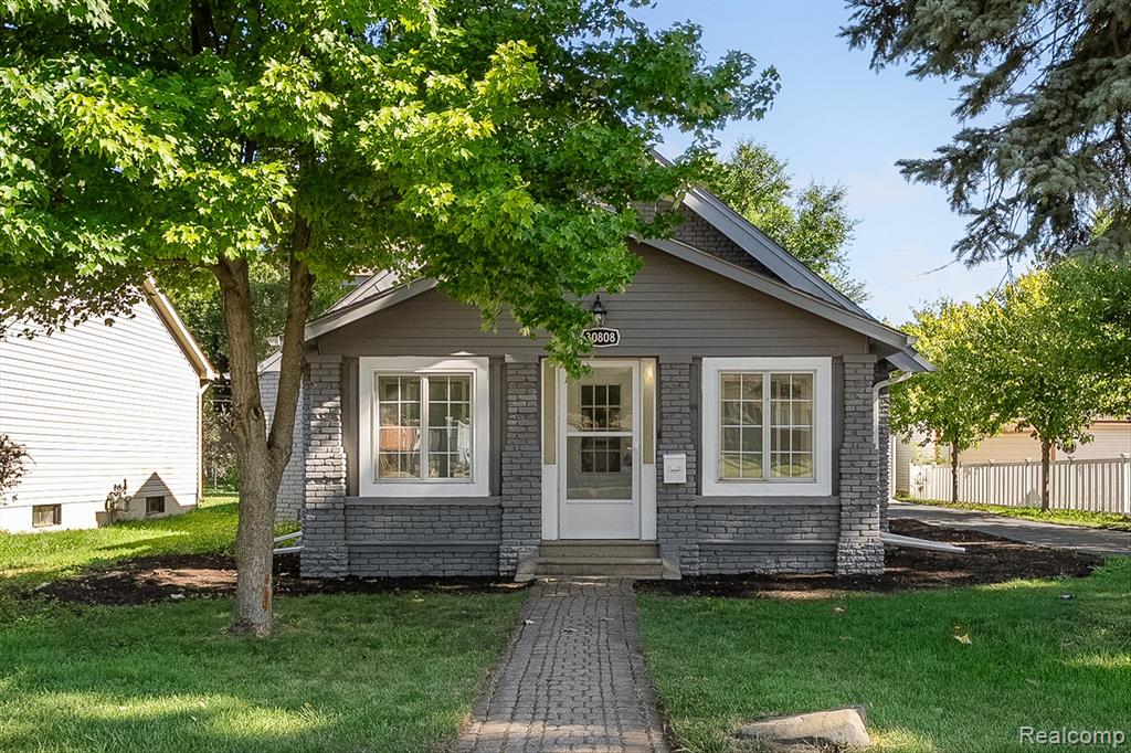 30808 Sheridan Street, Garden City, MI — front exterior