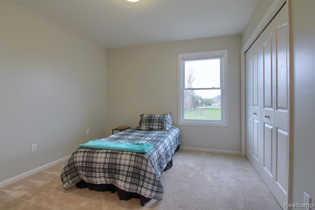 47495 PARKGATE, Canton, MI 48188 — Photo 28