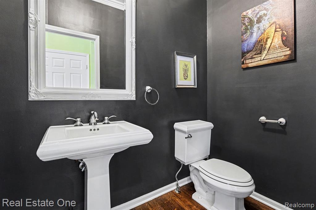 7907 Brookwood Drive, Clarkston, MI 48348 — Photo 12