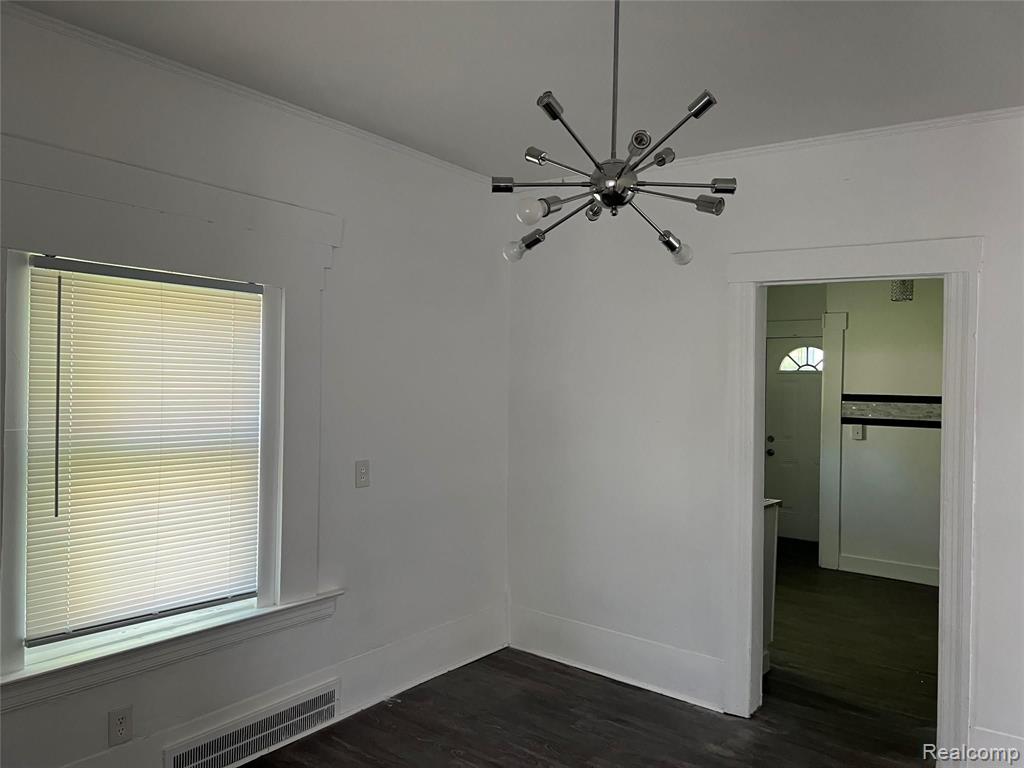 2150/2152 CRANE Street, Detroit, MI 48214 — Photo 5