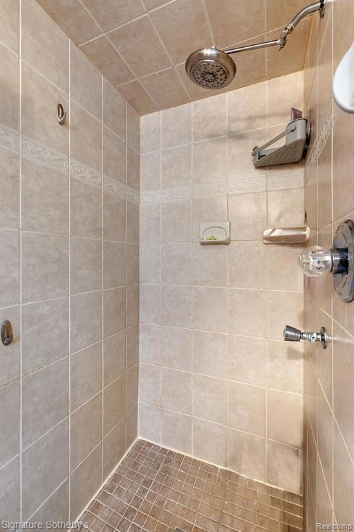 7699 MINNICK Road, Harbor Beach, MI 48441 — Photo 40