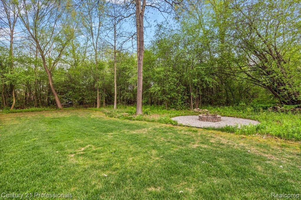 4735 OAKHURST RIDGE Road, Clarkston, MI 48348 — Photo 70