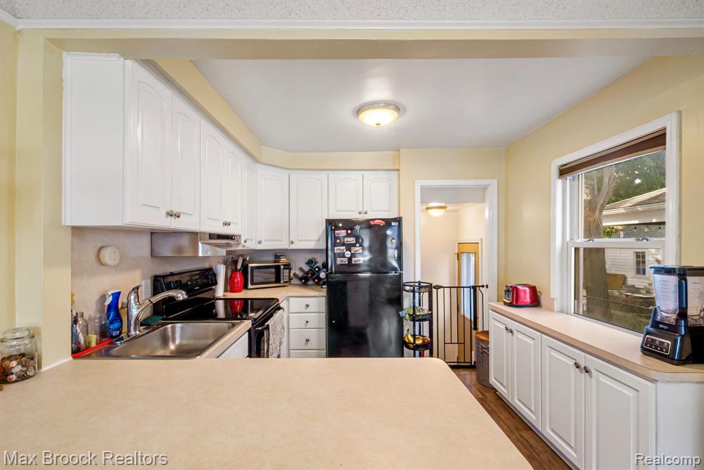 4428 Washington Street, Wayne, MI 48184 — Photo 14