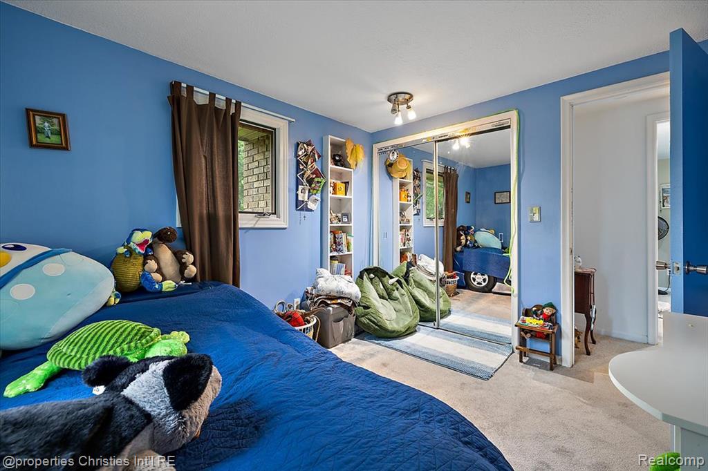 7871 Sunset Street, West Bloomfield, MI 48323 — Photo 18
