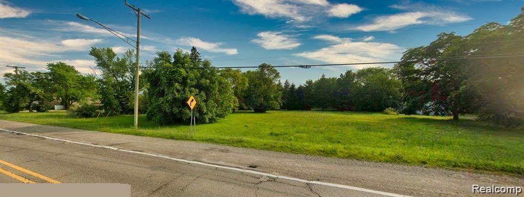 5666 AUBURN Road, Shelby Twp, MI 48317
