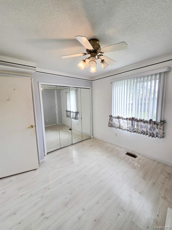 12929 Matthews Street, Carleton, MI 48117 — Photo 28