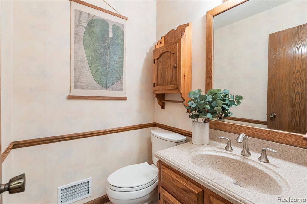 4819 Moultrie Circle, Lansing, MI 48917 — Photo 29
