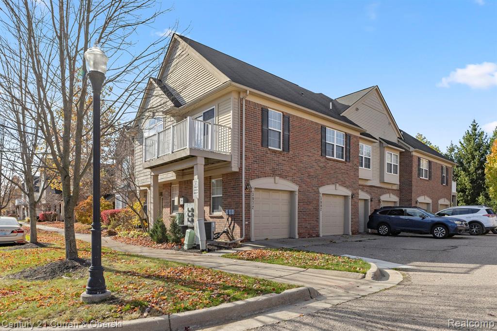 3972 ELIZABETH Avenue, Canton, MI 48188 — Photo 2