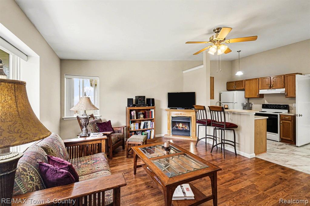 9358 Parkview Circle, Grand Blanc, MI 48439 — Photo 4